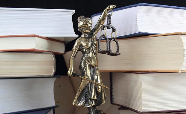 law and justice symbol