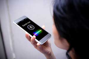 woman using voice search optimization