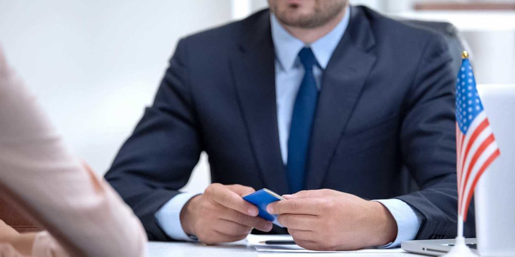 Immigration attorney who engages in law firm SEO