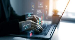 content generation on laptop for seo campaign